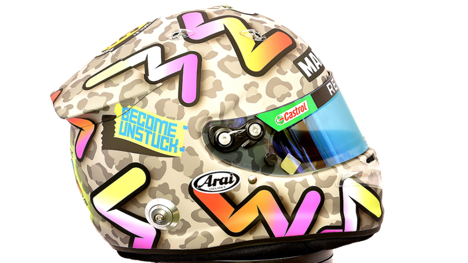F1 deals helmets 2020