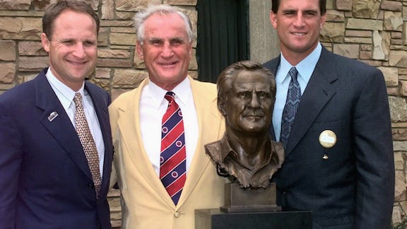 Legendary Dolphins Head Coach Don Shula passed away peacefully at his home  this morning.