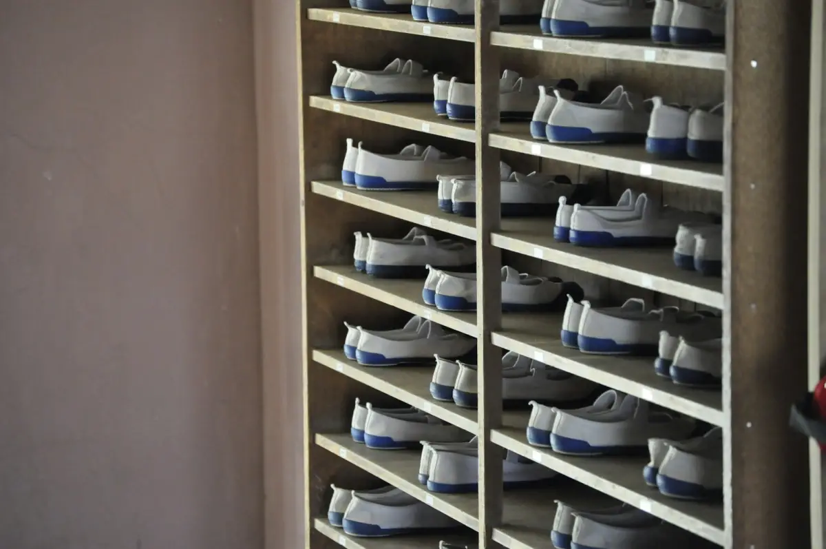 Which sneaker is made for you? template preview