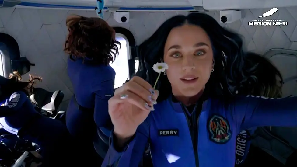 Cuestionario del año 2025, parte 2: ¿Qué cantó Katy Perry en ese vuelo espacial exclusivamente femenino?