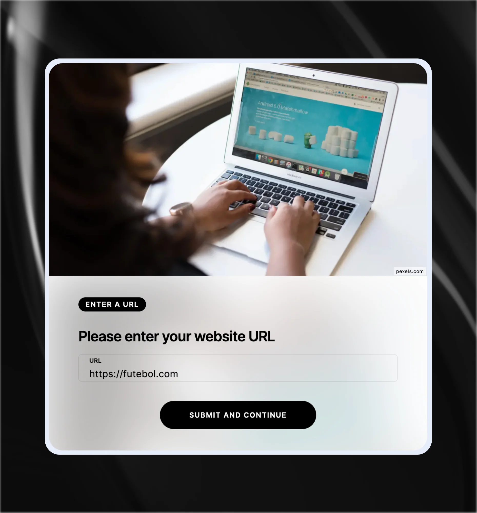 URL field in a Riddle lead form collecting a website address